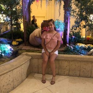 Meet your Posher, Evelyn